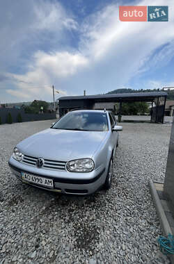 Volkswagen Golf  2000