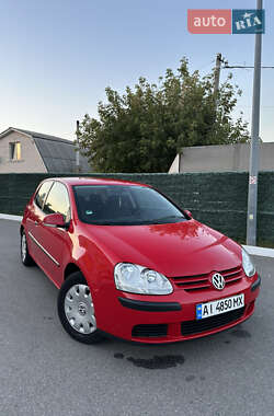 Volkswagen Golf  2005