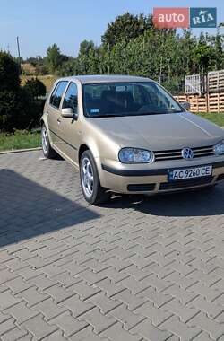 Volkswagen Golf 2001