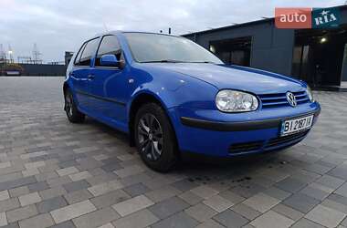 Volkswagen Golf  2001