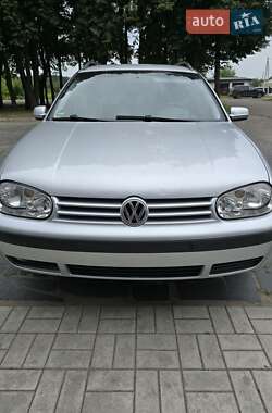 Volkswagen Golf  2003