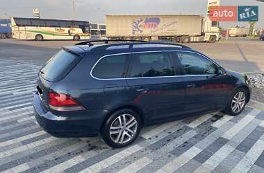 Volkswagen Golf  2010