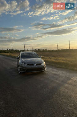 Volkswagen Golf  2015