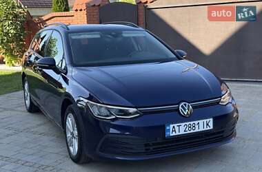 Volkswagen Golf  2021