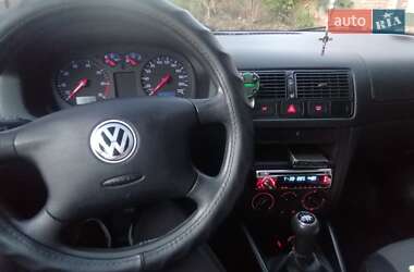 Volkswagen Golf  2000