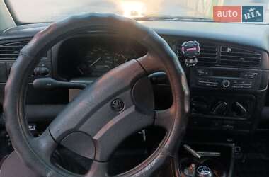 Volkswagen Golf  1996