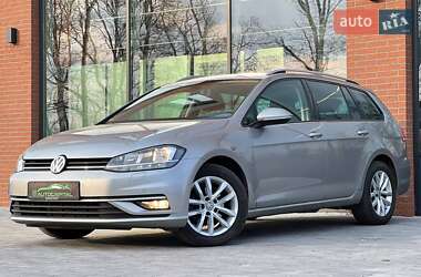 Volkswagen Golf  2019