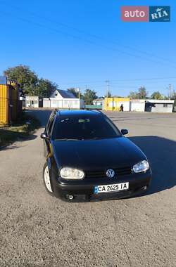 Volkswagen Golf 2003