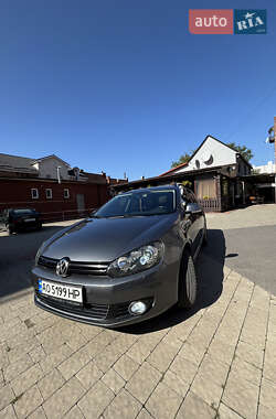 Volkswagen Golf  2010