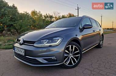 Volkswagen Golf  2019