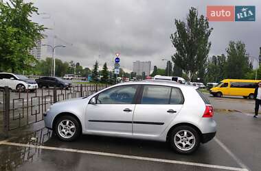 Volkswagen Golf 2005