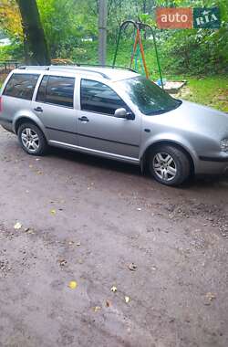 Volkswagen Golf  2001