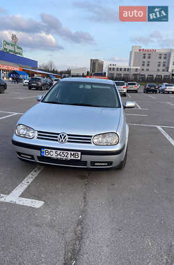 Volkswagen Golf  2000
