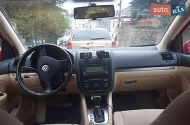 Volkswagen Golf 2005