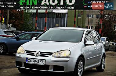 Volkswagen Golf  2005