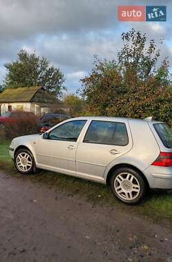 Volkswagen Golf  1998