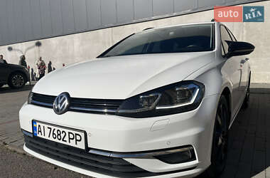 Volkswagen Golf  2017