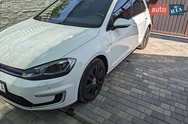 Volkswagen Golf  2017