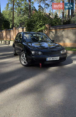 Volkswagen Golf  2000