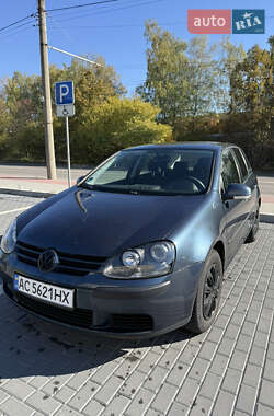 Volkswagen Golf  2005
