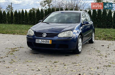 Volkswagen Golf 2005