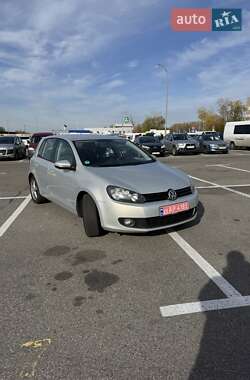 Volkswagen Golf  2010