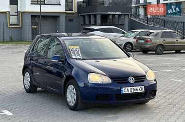 Volkswagen Golf  2005
