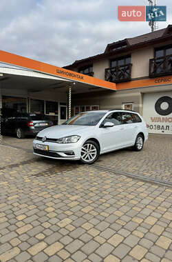 Volkswagen Golf  2017