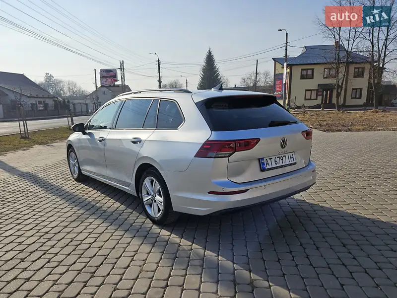 Volkswagen Golf 2021