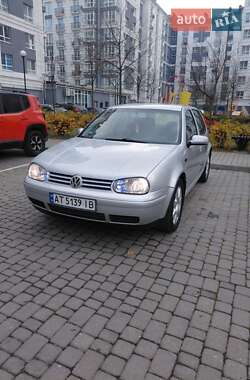 Volkswagen Golf 2002