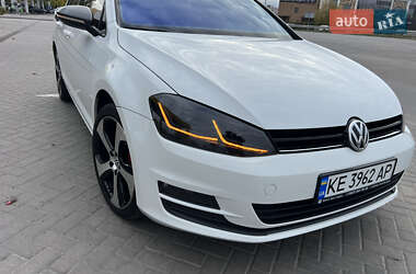 Volkswagen Golf  2013