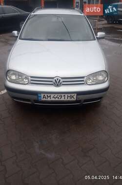 Volkswagen Golf  2005