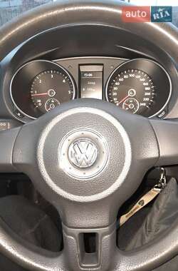 Volkswagen Golf  2011