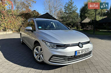 Volkswagen Golf  2021