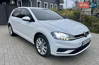 Volkswagen Golf 2020