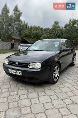 Volkswagen Golf 2002