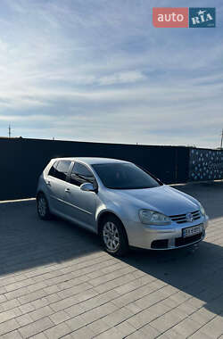 Volkswagen Golf 2005