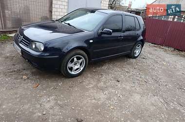 Volkswagen Golf 2002