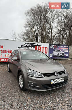 Volkswagen Golf  2013