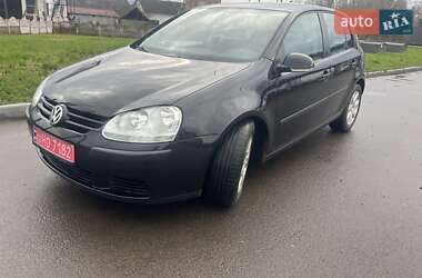 Volkswagen Golf  2005