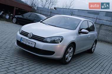 Volkswagen Golf  2010