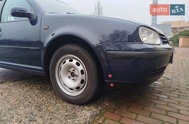 Volkswagen Golf  1998
