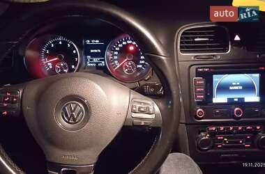 Volkswagen Golf  2010