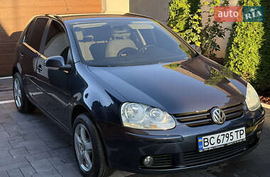 Volkswagen Golf  2005
