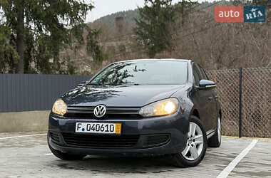 Volkswagen Golf  2010