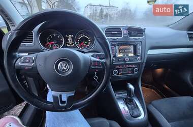 Volkswagen Golf  2011