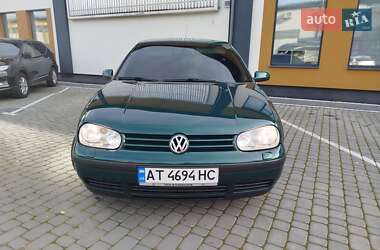 Volkswagen Golf 2000