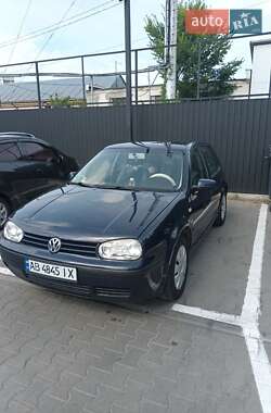 Volkswagen Golf 2001