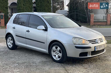 Volkswagen Golf  2005