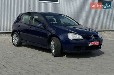 Volkswagen Golf  2005